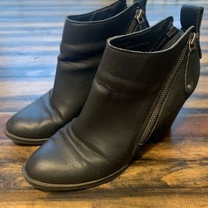 Black Heeled Zipper Booties